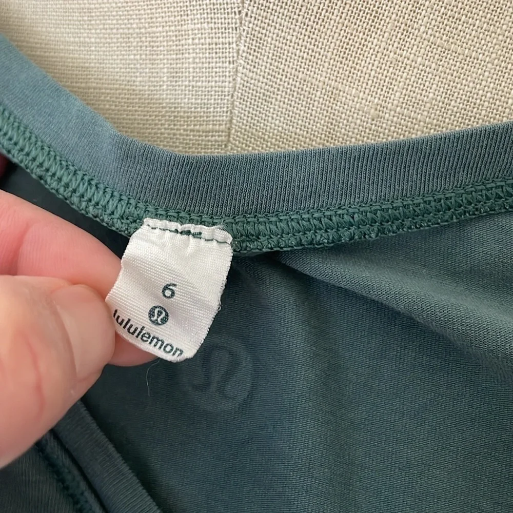 Lululemon Front Tie Racerback Tank Top size 6 - Picture 8 of 8
